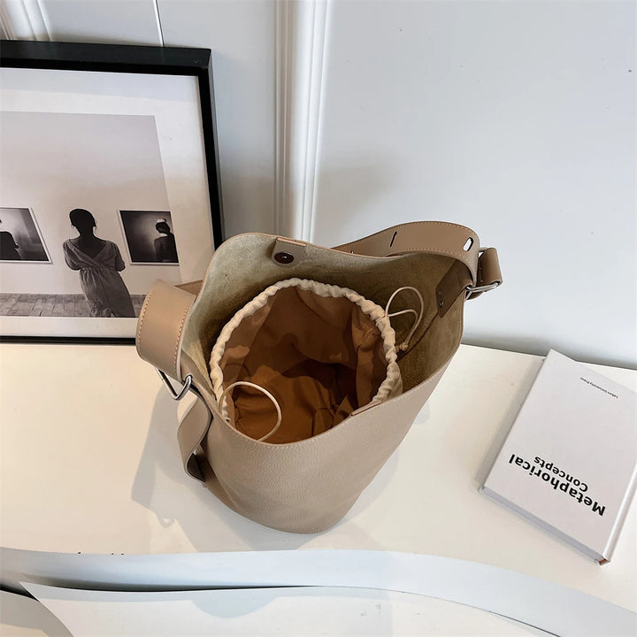 Nakoo™  Elegant Bøtteformet Taske